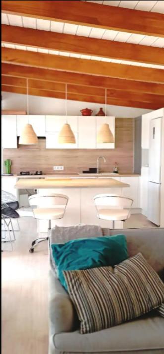 Beautiful Chalet With Wifi And Free Parking Arona  Luaran gambar