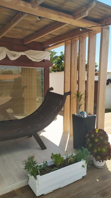 Beautiful Chalet With Wifi And Free Parking Arona  Luaran gambar